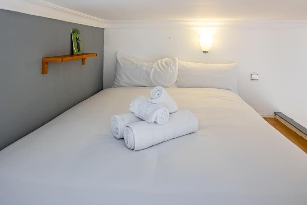 Beautiful Apartment In Malasana For 3 Pax - Ferrer Madrid Dış mekan fotoğraf